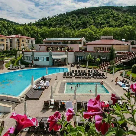 Апартамент Пирин Apartment Pirin Sandanski Exterior photo