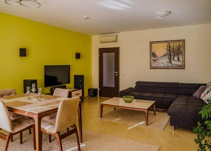 Апартамент Пирин Apartment Pirin